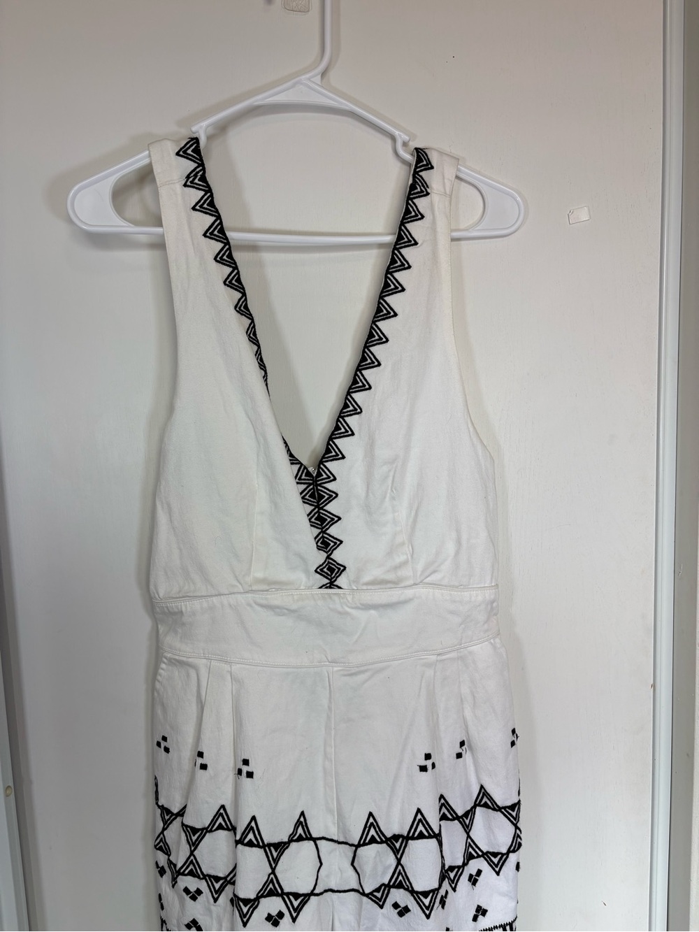 NWT Maje Ika White Black Embroidered Romper Size 40 - Picture 3 of 8